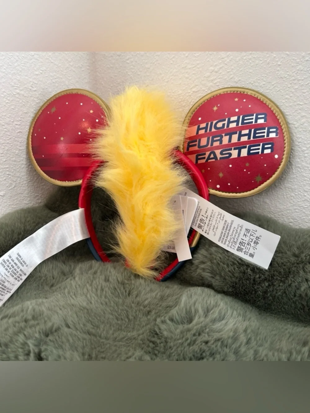 Captain Marvel Red & Blue Character Ear Headband NWT - Picture 2 of 7